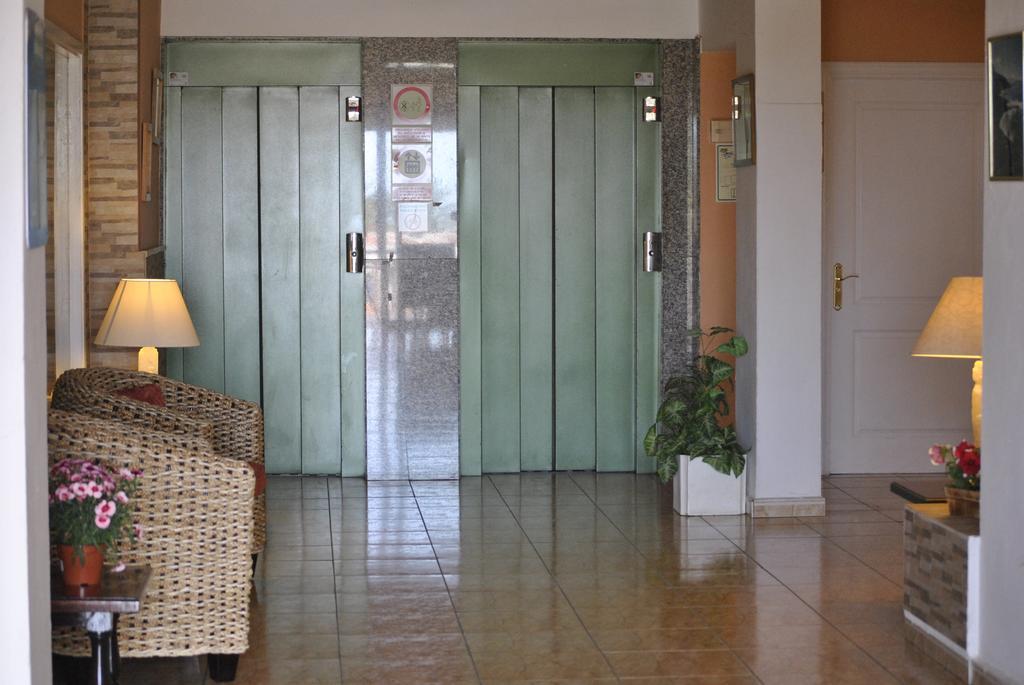Apartamentos Borinquen Playa de las Américas Kültér fotó