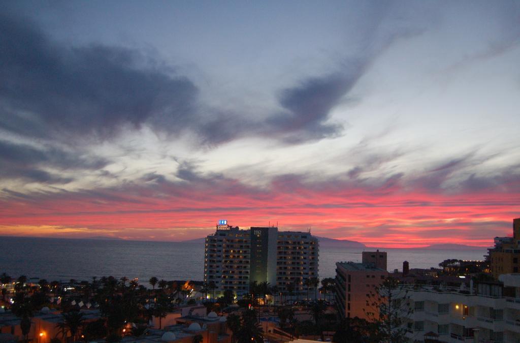 Apartamentos Borinquen Playa de las Américas Kültér fotó